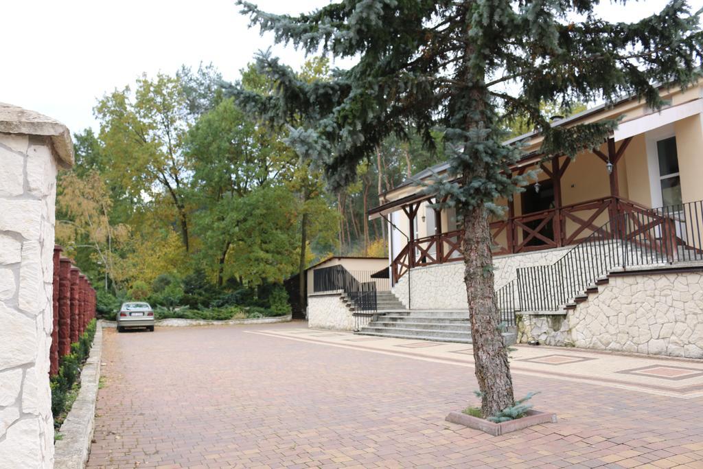 Hotel Lachowka Krepiec Exterior foto